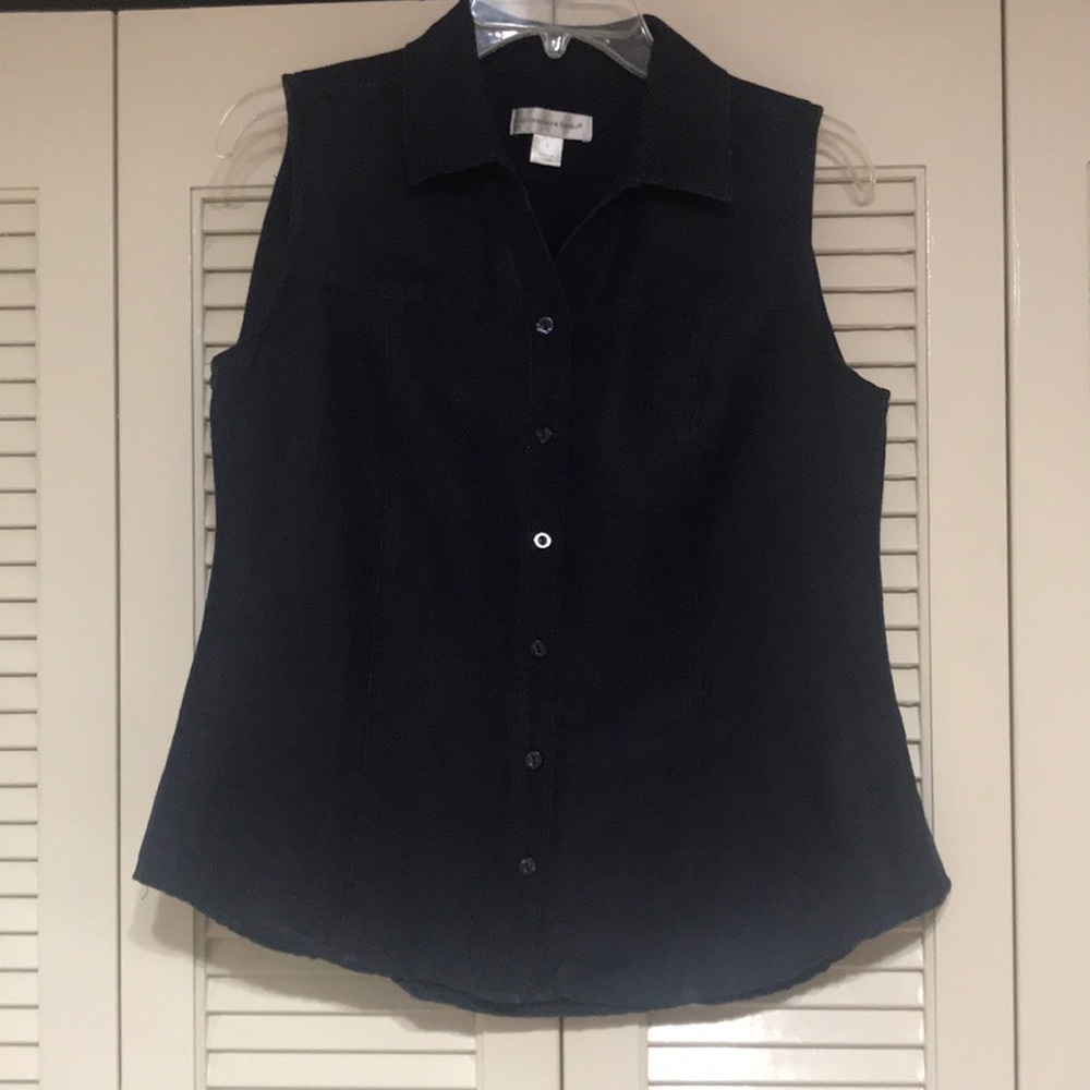 Sleeveless top